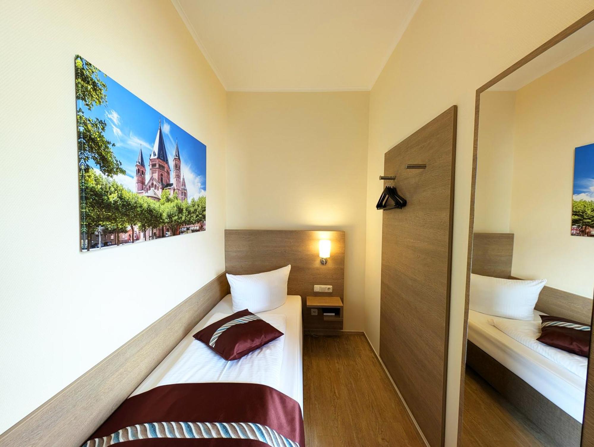 Mainzer Hof Hotell Eksteriør bilde